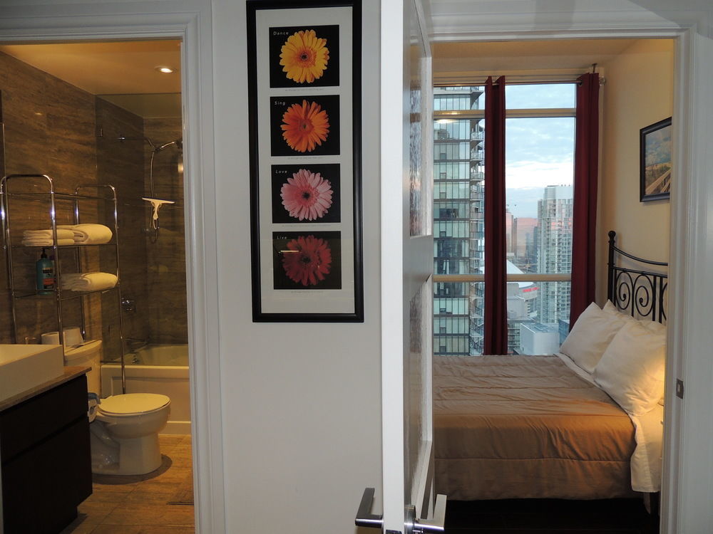 Tvhr - Luxury Condos In Heart Of Downtown Toronto Exteriér fotografie