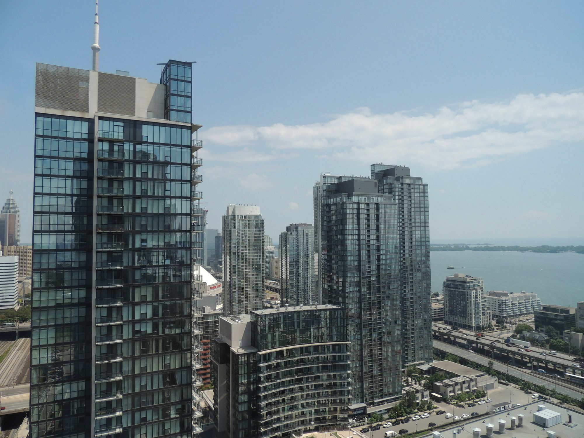 Tvhr - Luxury Condos In Heart Of Downtown Toronto Exteriér fotografie